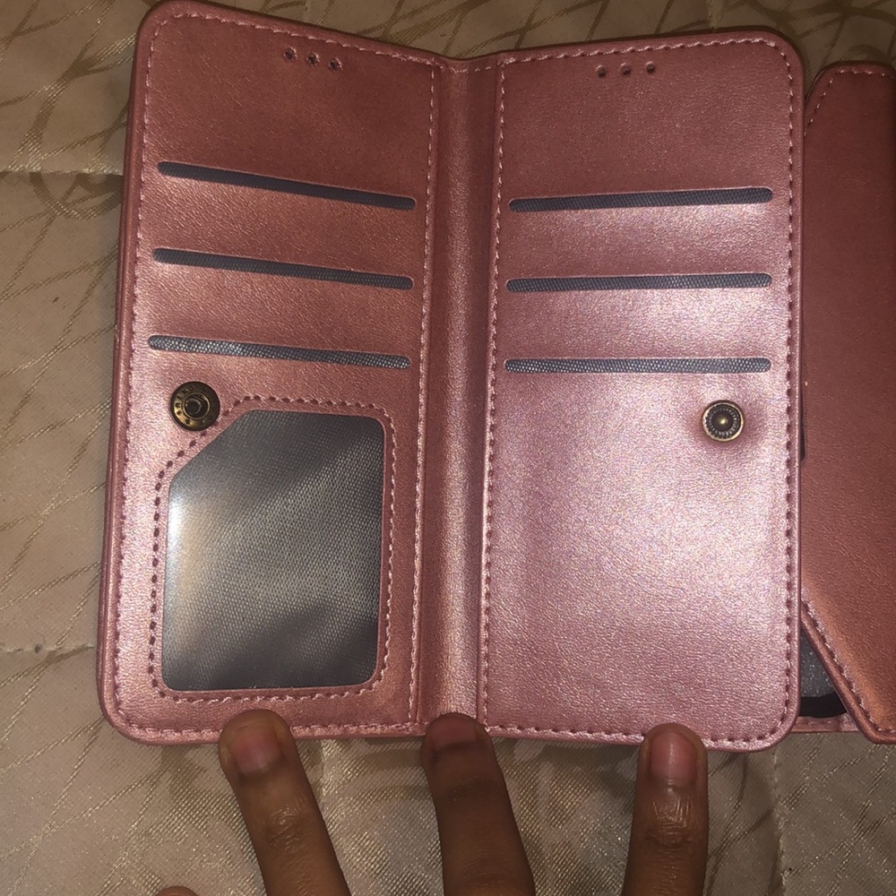 Phone case - Picture 3 of 4